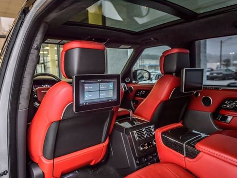 Used 2018 Land Rover Range Rover Long Wheelbase Autobiography image 44