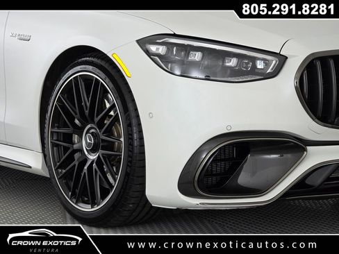 Used 2024 Mercedes-Benz S 63 AMG S w/ Carbon Fiber Exterior Package image 10