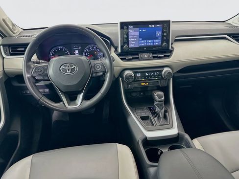 Certified 2019 Toyota RAV4 XLE Premium FWD image 22