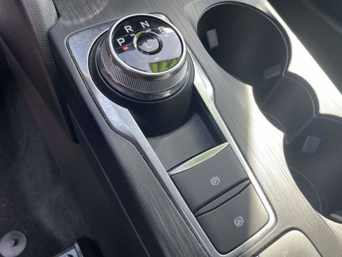 Used 2024 Ford Escape ST-Line w/ Cold Weather Package image 21