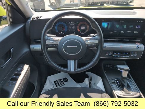 Used 2025 Hyundai Kona SEL AWD/4WD image 15