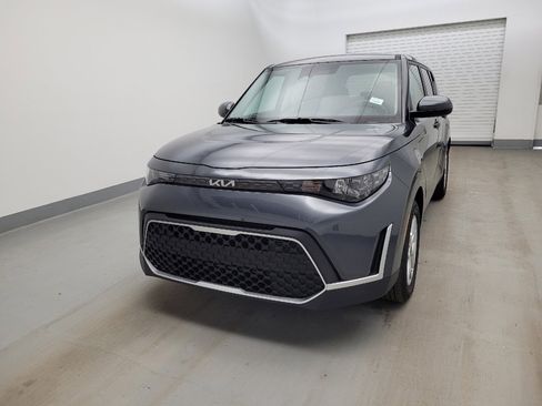 Used 2025 Kia Soul LX w/ LX Technology Package image 15