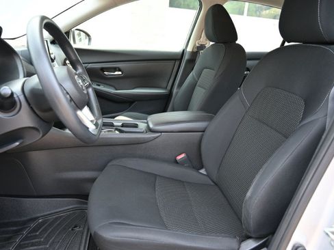 Used 2022 Nissan Sentra S FWD image 12