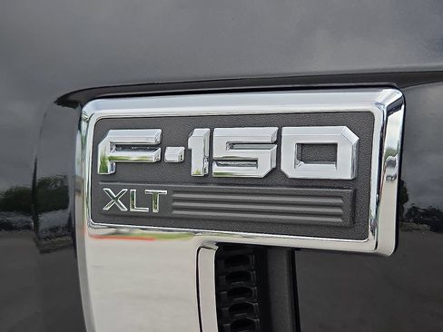 Certified 2024 Ford F150 XLT w/ Mobile Office Package AWD/4WD image 9