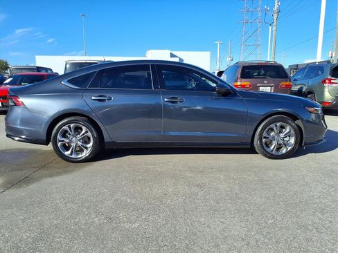 Used 2023 Honda Accord EX-L image 25