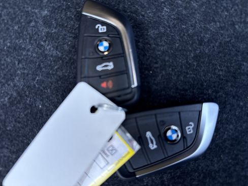 Used 2023 BMW 540i xDrive w/ Premium Package AWD/4WD image 29