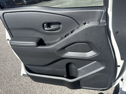 New 2026 Nissan Frontier SV w/ Tow Package image 25