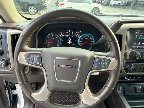 Used 2017 GMC Sierra 1500 Denali AWD/4WD image 24