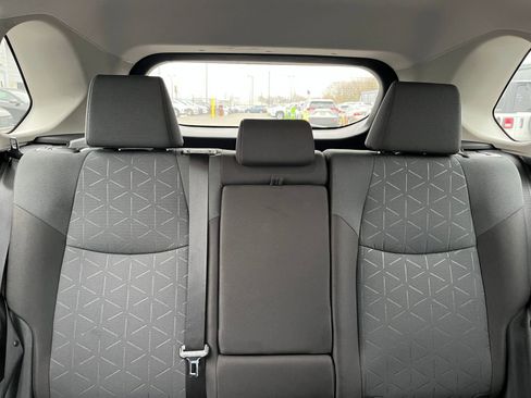 Used 2025 Toyota RAV4 XLE image 37