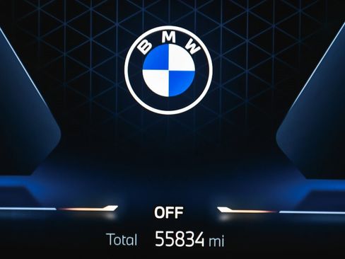 Used 2023 BMW X7 xDrive40i w/ Executive Package image 25