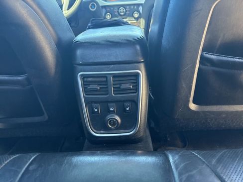 Used 2013 Chrysler 300 C w/ Beats Audio Group AWD/4WD image 35