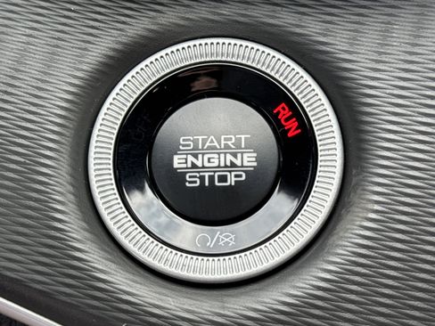 New 2025 Jeep Grand Cherokee Laredo X image 21