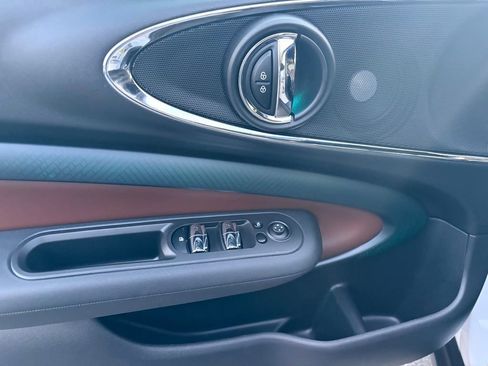 Used 2024 MINI Cooper Clubman S image 42