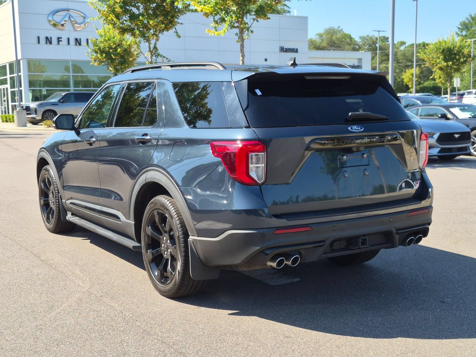 Used 2023 Ford Explorer ST w/ Equipment Group 401A AWD/4WD image 5