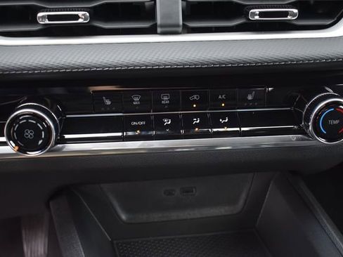 New 2026 Chevrolet Equinox LT w/ Safety and Technology Package image 29