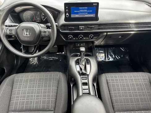 Certified 2026 Honda HR-V LX image 9