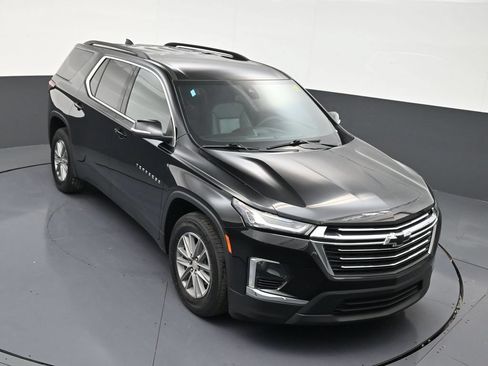 Used 2023 Chevrolet Traverse LT FWD image 15