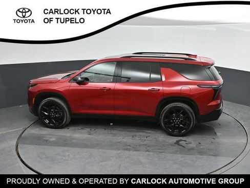 Used 2024 Chevrolet Traverse RS image 37