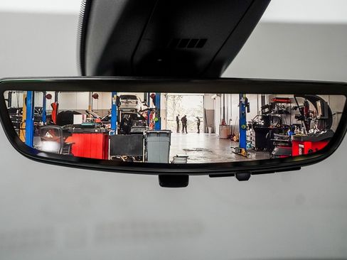 Used 2022 GMC Acadia Denali w/ Denali Ultimate Package image 36