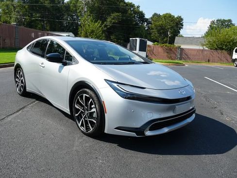 Used 2026 Toyota Prius Plug-In Hybrid FWD image 1