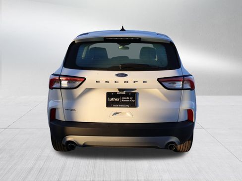 Used 2022 Ford Escape S image 6
