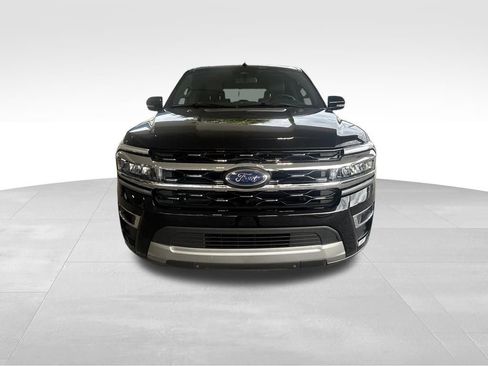Used 2024 Ford Expedition Limited image 8