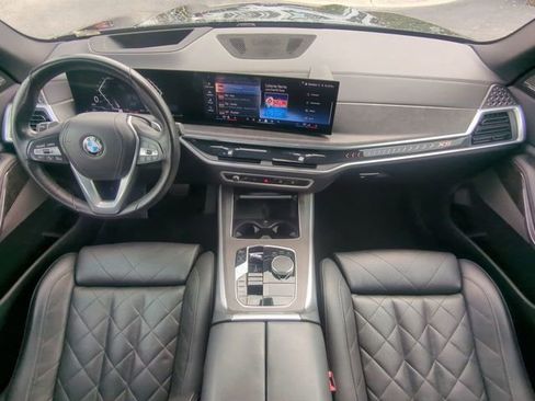 Used 2024 BMW X5 xDrive40i w/ Premium Package image 18