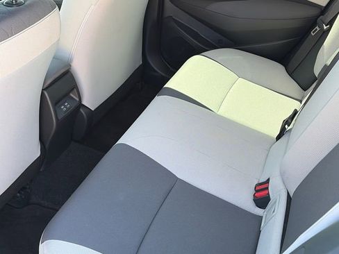 Used 2023 Toyota Corolla LE image 12