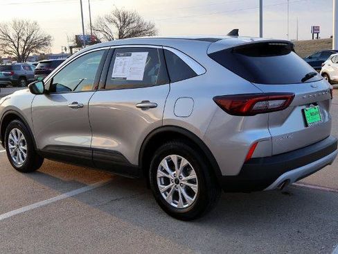 Used 2024 Ford Escape Active image 9