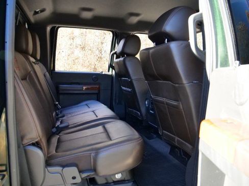 Used 2016 Ford F450 King Ranch w/ King Ranch w/Chrome Package image 44