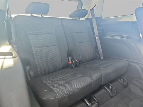 Certified 2023 GMC Acadia SLE w/ Driver Convenience Package image 12