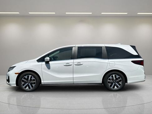 New 2026 Honda Odyssey EX-L image 2