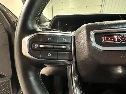 Used 2025 GMC Terrain Elevation w/ Elevation Premium Package AWD/4WD image 36