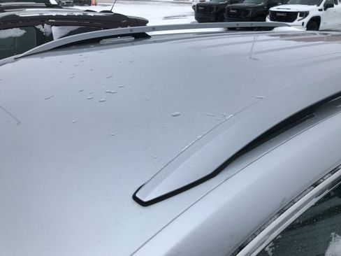 Used 2019 GMC Terrain SLT w/ Preferred Package image 5