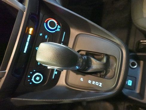 Used 2022 Ford Transit Connect XL image 19