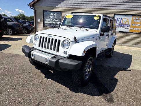 Used 2017 Jeep Wrangler Unlimited Sahara w/ Dual Top Group image 1