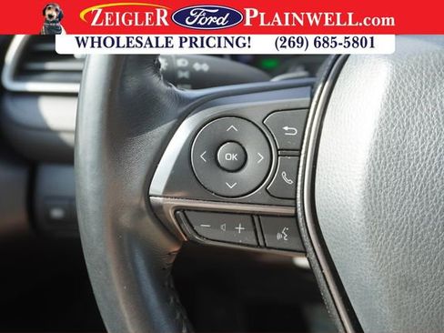 Used 2022 Toyota Camry SE image 22