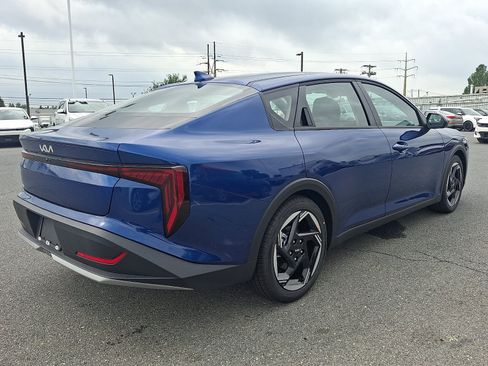 New 2026 Kia K4 EX FWD image 3