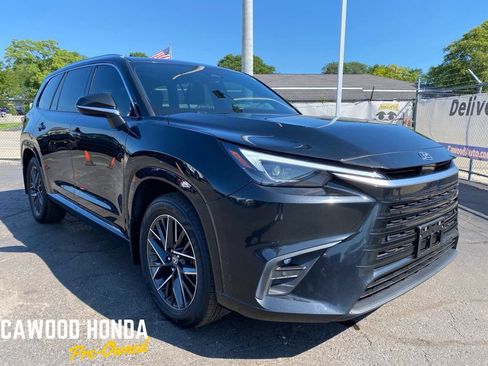 Used 2024 Lexus TX 350 AWD image 1