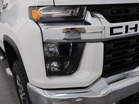 Used 2022 Chevrolet Silverado 2500 LT w/ Convenience Package AWD/4WD image 22