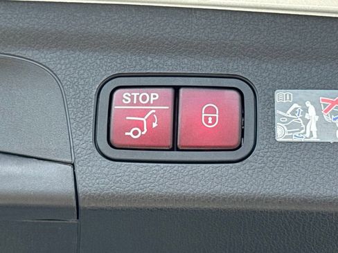Certified 2026 Mercedes-Benz GLE 350 4MATIC image 17