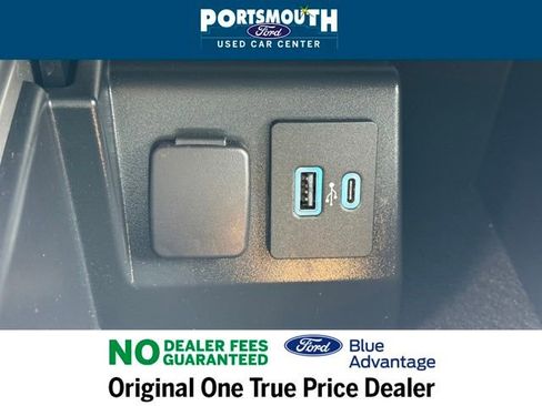 Used 2022 Ford Explorer XLT w/ Equipment Group 202A image 18