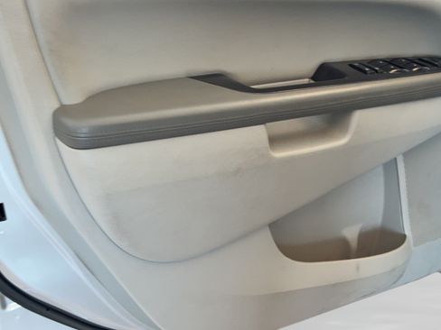 Used 2016 Buick Enclave Convenience FWD image 21