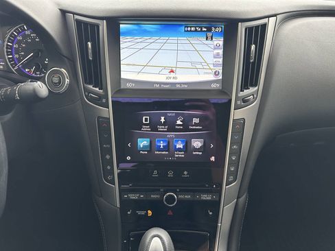 Used 2016 INFINITI Q50 3.0t Premium w/ 3.0T Premium Plus Package image 17