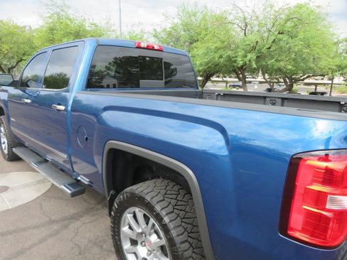 Used 2015 GMC Sierra 1500 Denali w/ Driver Alert Package AWD/4WD image 7