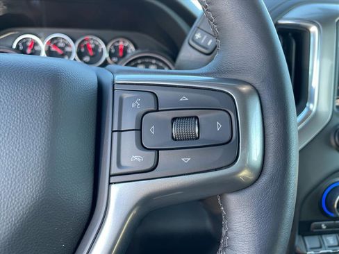 Used 2023 Chevrolet Silverado 2500 LT w/ Convenience Package image 6