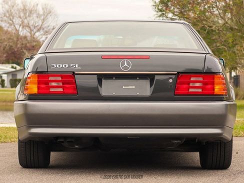 Used 1990 Mercedes-Benz 300 SL image 7