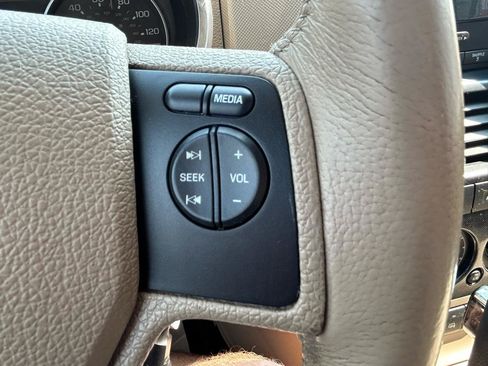 Used 2010 Ford Explorer Sport Trac XLT AWD/4WD image 18