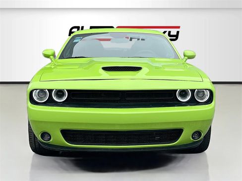 Used 2023 Dodge Challenger R/T Scat Pack image 2
