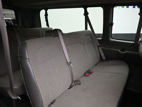 Used 2025 Chevrolet Express 3500 LT w/ LT Preferred Equipment Group RWD image 9